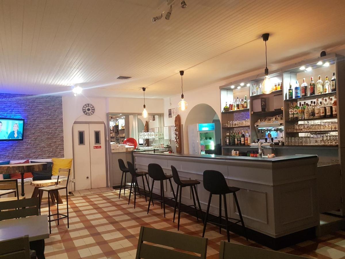 Le Saint Jean Hotel Barbentane Exterior photo